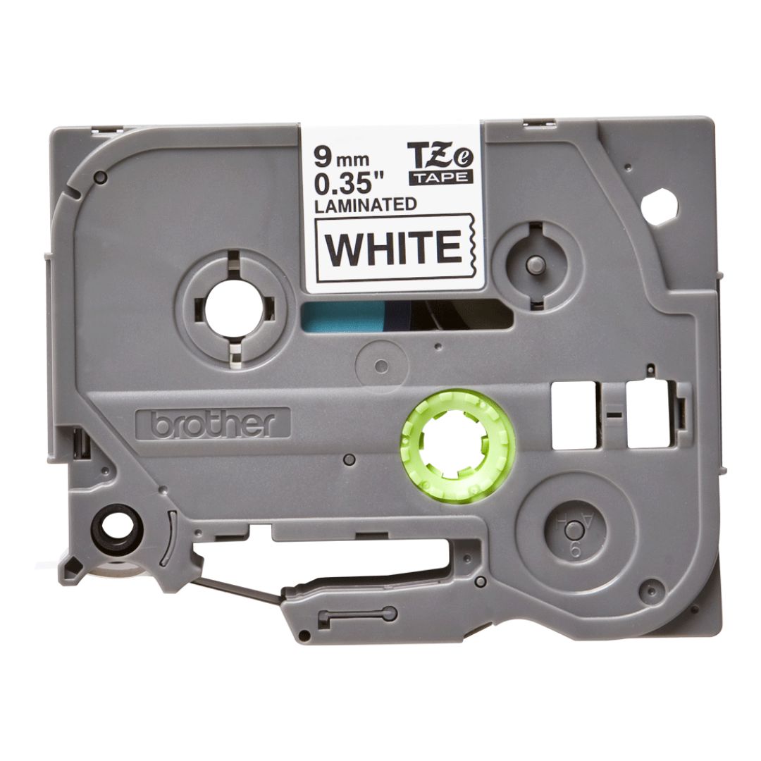 Cinta Laminada para uso interior y exterior Brother TZe-221 | 9 mm | 0.35" | Fondo Blanco y Letras Negras, modelo , Etiquetas