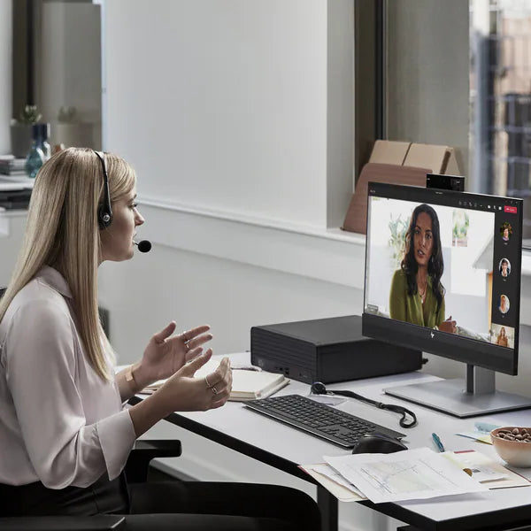 Computadora de Escritorio HP ProDesk 400 G9 Small form factor - Intel Core i5 I5-12500, modelo , Computadora